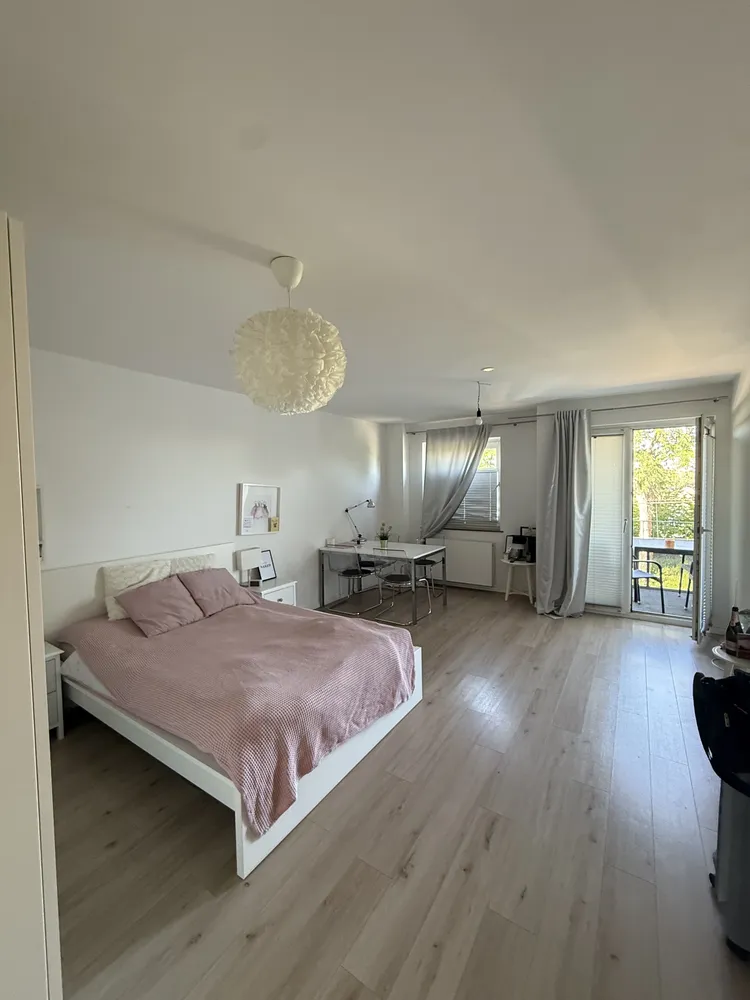 1 room apartment with 40 m² in Cologne – Photo 2