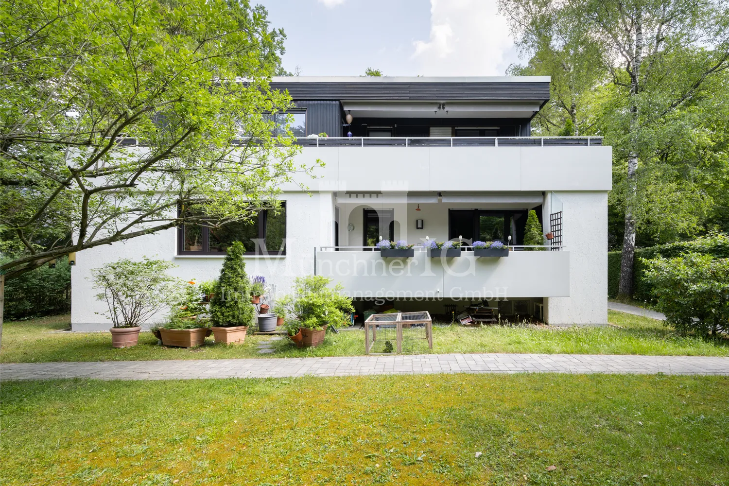 1 room apartment with 34 m² in Munich – Photo 1