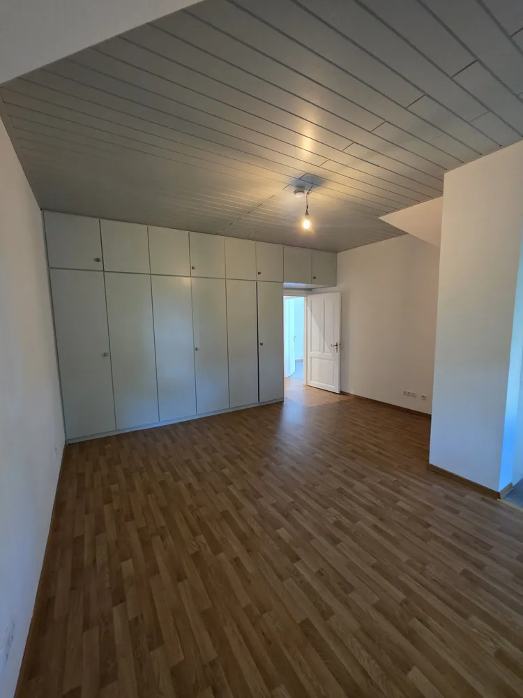 4 Zimmer Wohnung mit 143 m² in Frankfurt am Main – Bild 12