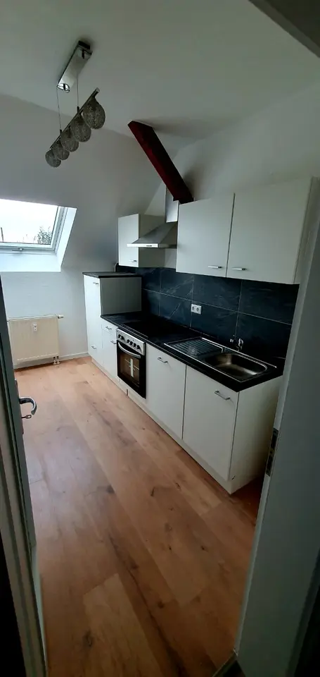 5 Zimmer Wohnung mit 110 m² in Limbach-Oberfrohna – Bild 9