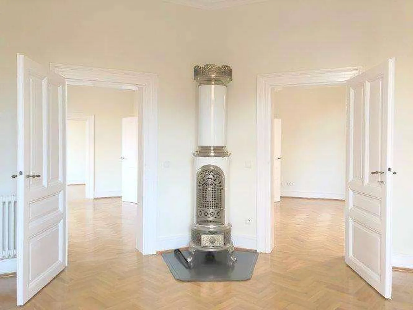 4 room apartment with 97 m² in Frankfurt am Main – Photo 1