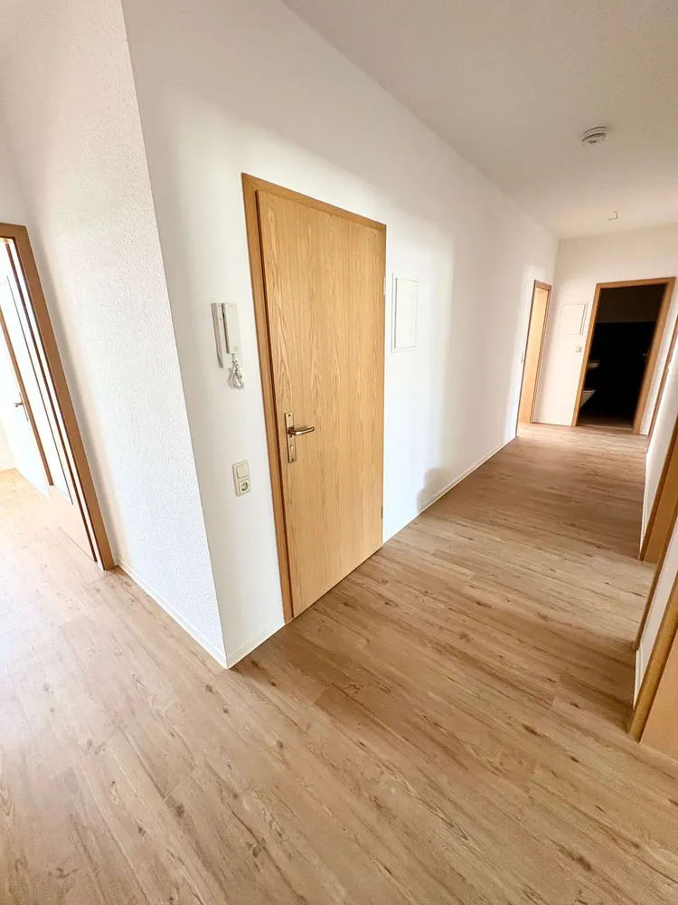 5 Zimmer Wohnung mit 124 m² in Chemnitz – Bild 2