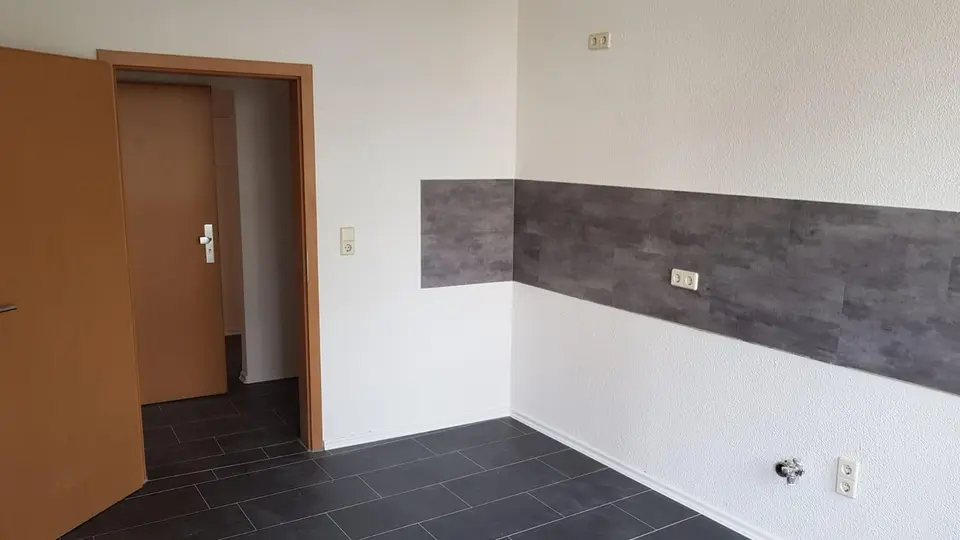 5 Zimmer Wohnung mit 115 m² in Werdau – Bild 3
