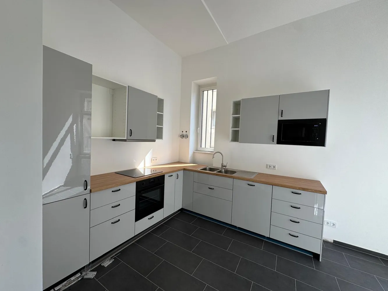 7 Zimmer Wohnung mit 204 m² in Frankfurt am Main – Bild 6
