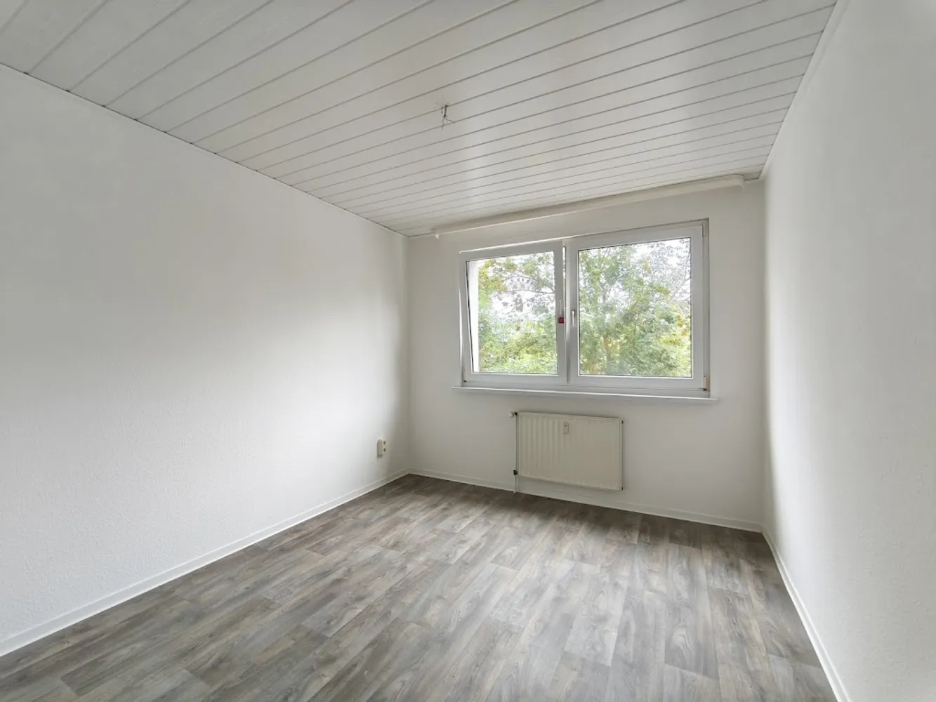 3 Zimmer Wohnung mit 57 m² in Bitterfeld-Wolfen – Bild 2