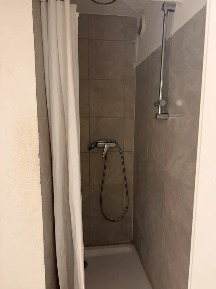 WG-Zimmer mit 25 m² in Frankfurt am Main – Bild 8