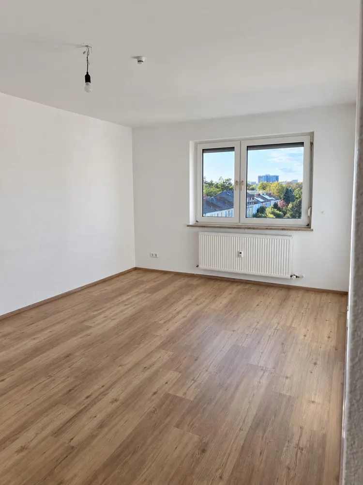 3 Zimmer Wohnung mit 70 m² in München – Bild 2