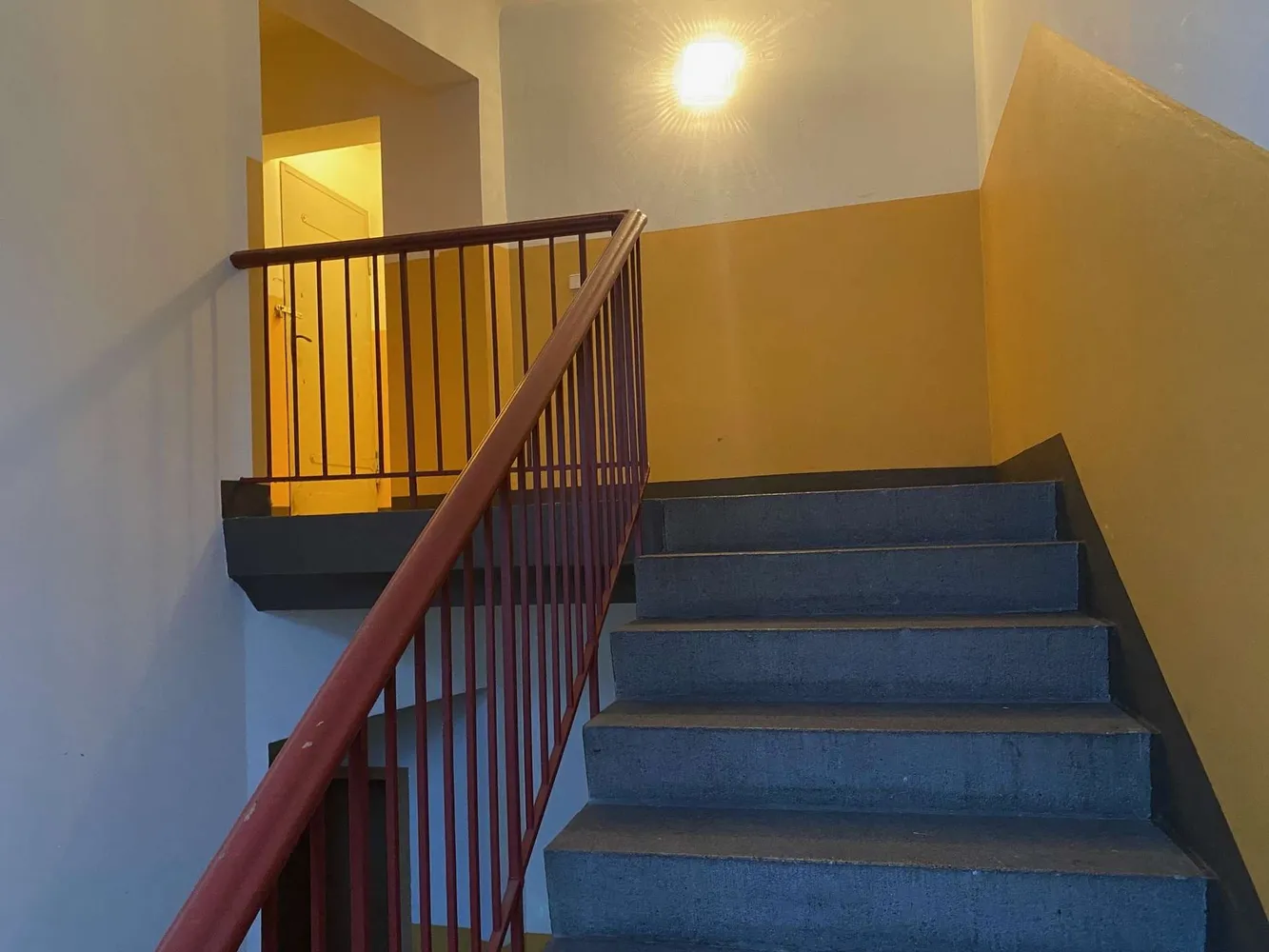 3 Zimmer Wohnung mit 90 m² in Halle (Saale) – Bild 2