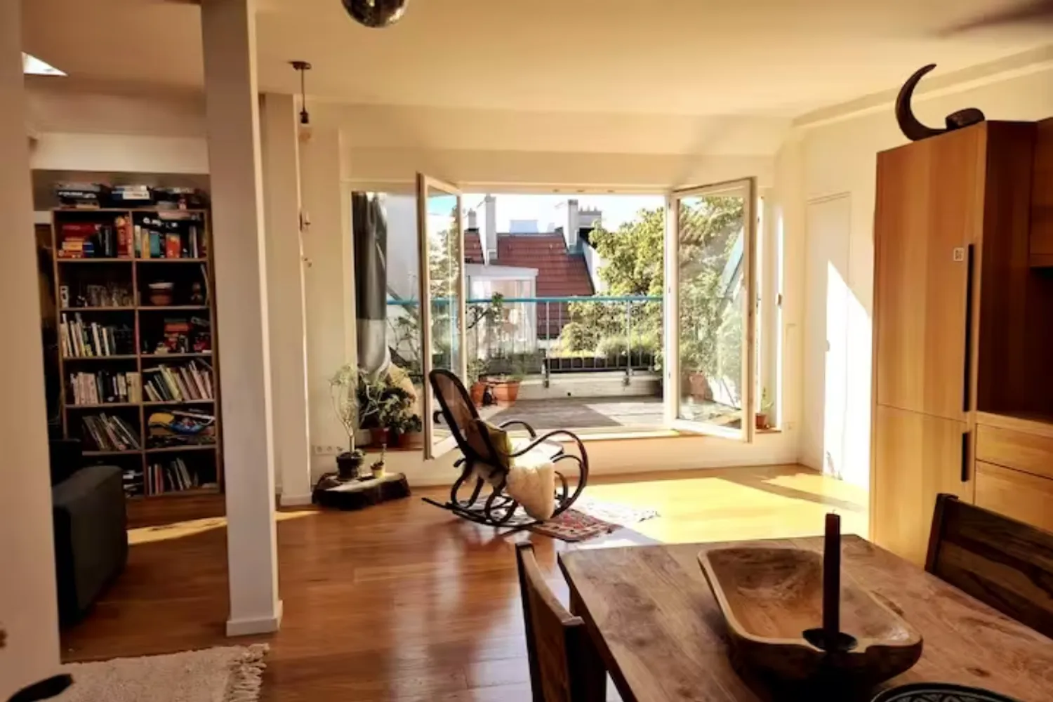 6 Zimmer Wohnung mit 153 m² in Berlin – Bild 1