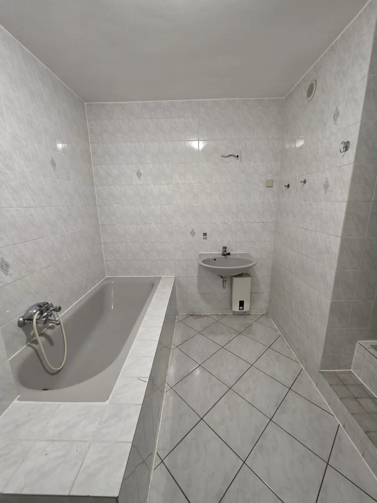 2 Zimmer Wohnung mit 70 m² in Essen – Bild 10