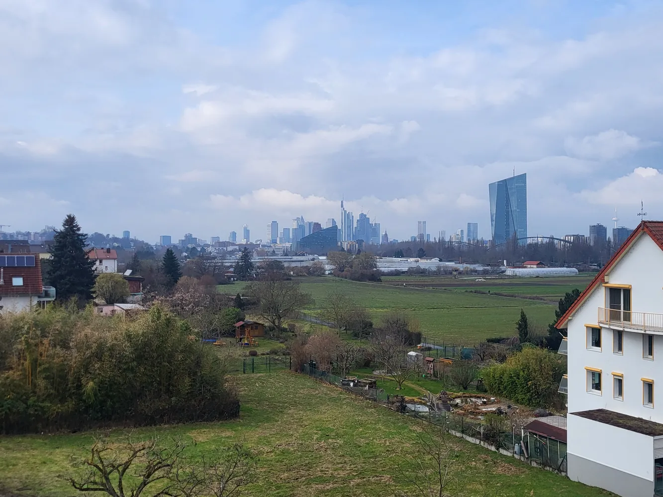 4 Zimmer Wohnung mit 110 m² in Frankfurt am Main – Bild 11