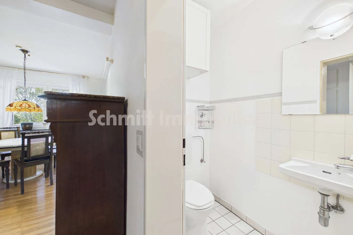 4 room apartment with 93 m² in Frankfurt am Main – Photo 1
