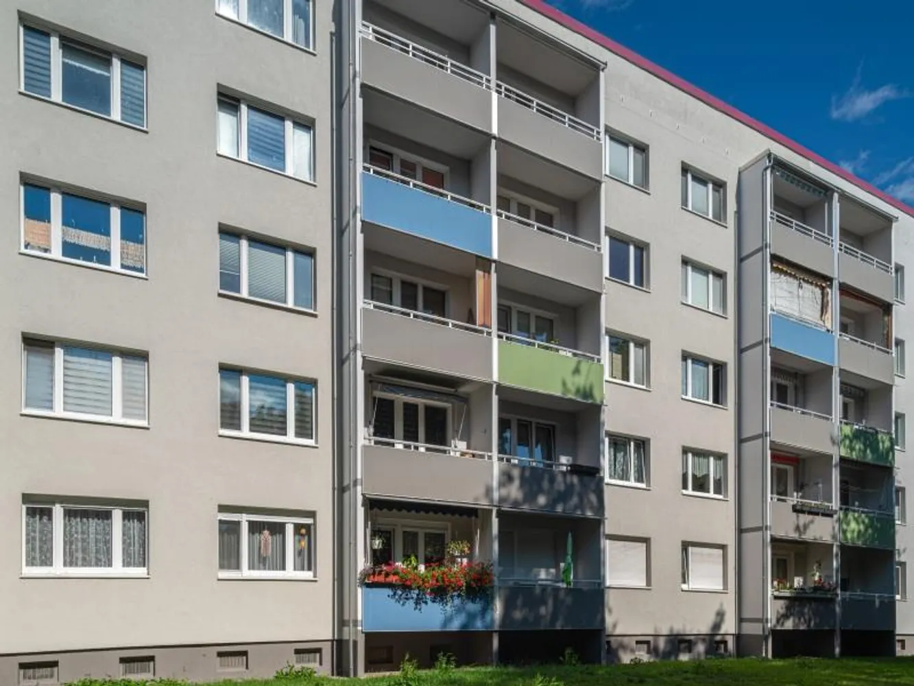 2 Zimmer Wohnung mit 62 m² in Halle (Saale) – Bild 2