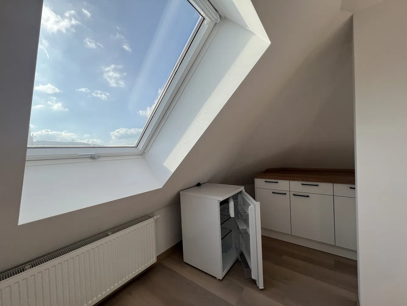 2 room apartment with 40 m² in Stuttgart – Photo 9