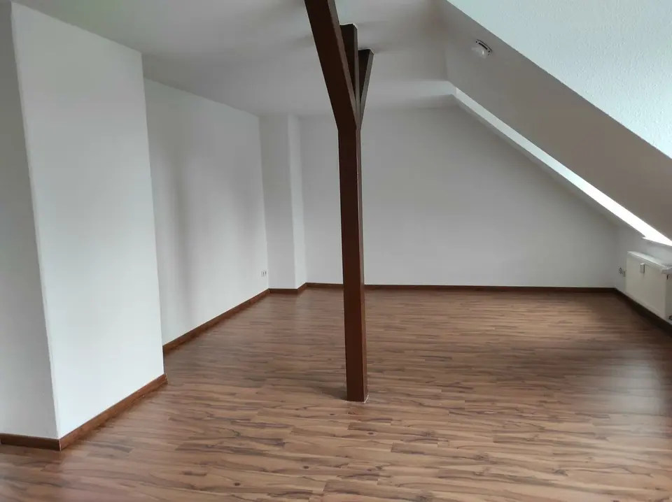 4 Zimmer Wohnung mit 113 m² in Altenburg – Bild 6