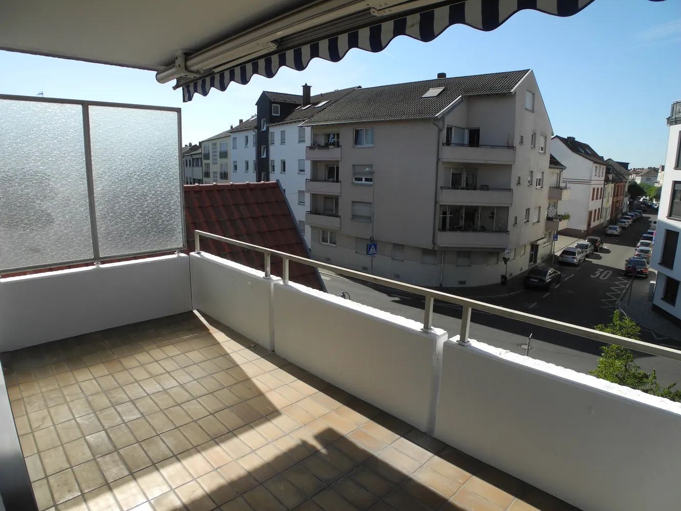 2 Zimmer Wohnung mit 69 m² in Ludwigshafen am Rhein – Bild 2