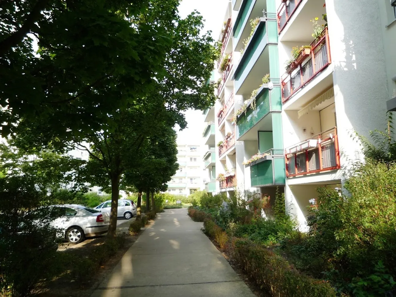 4 Zimmer Wohnung mit 84 m² in Berlin – Bild 1