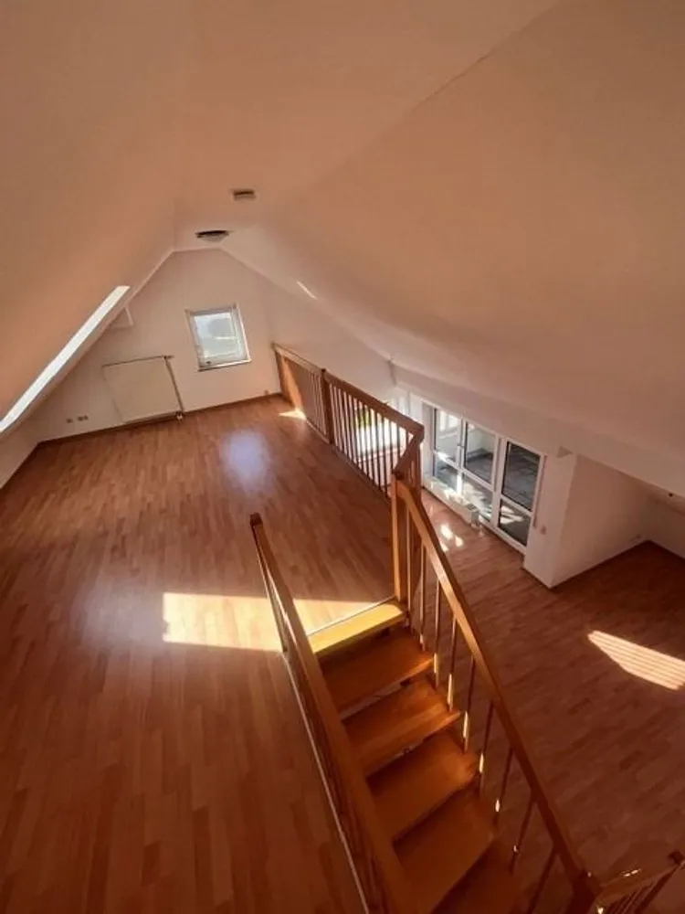 2 room apartment with 90 m² in Günzburg – Photo 2