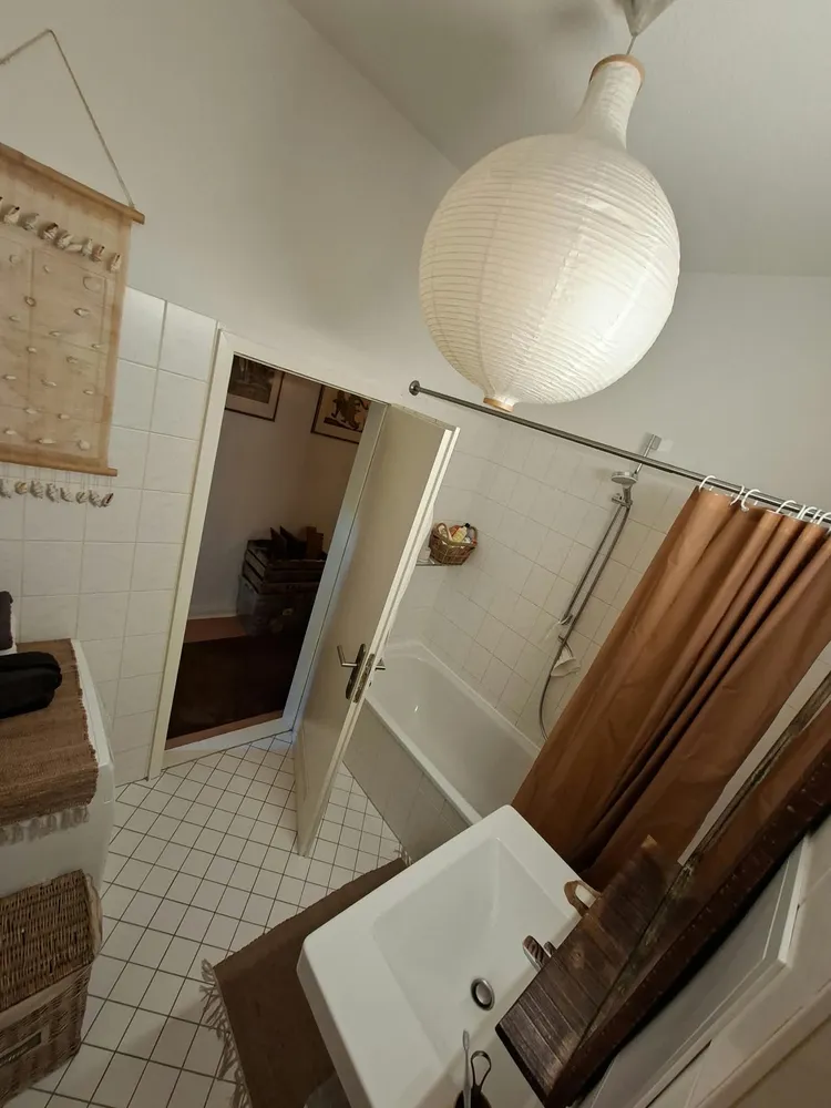 2 Zimmer Wohnung mit 60 m² in Berlin – Bild 2