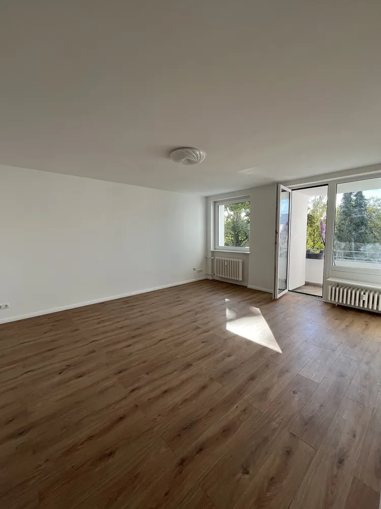 2 room apartment with 58 m² in Berlin – Photo 1