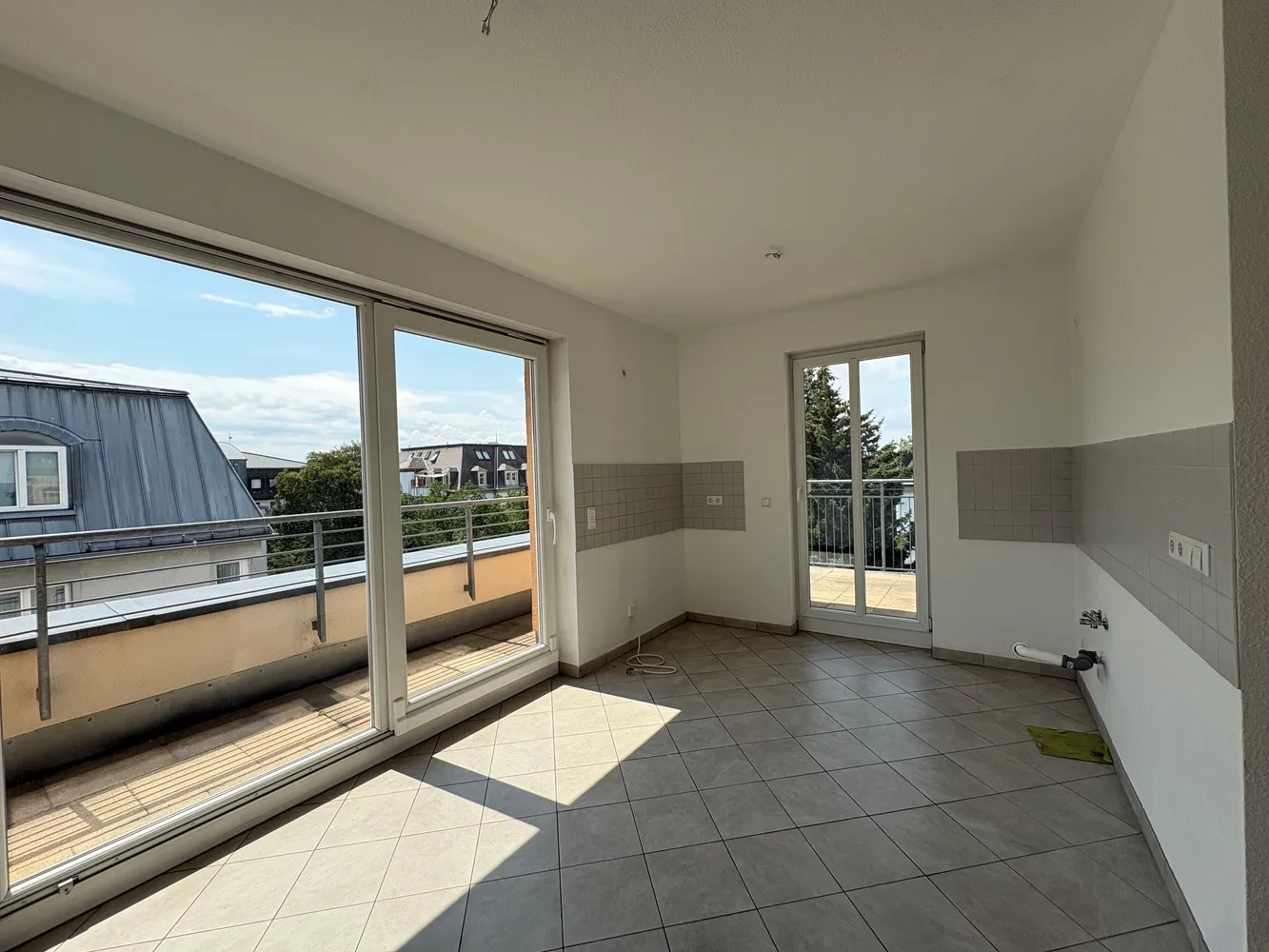 2 Zimmer Wohnung mit 71 m² in Dresden – Bild 3