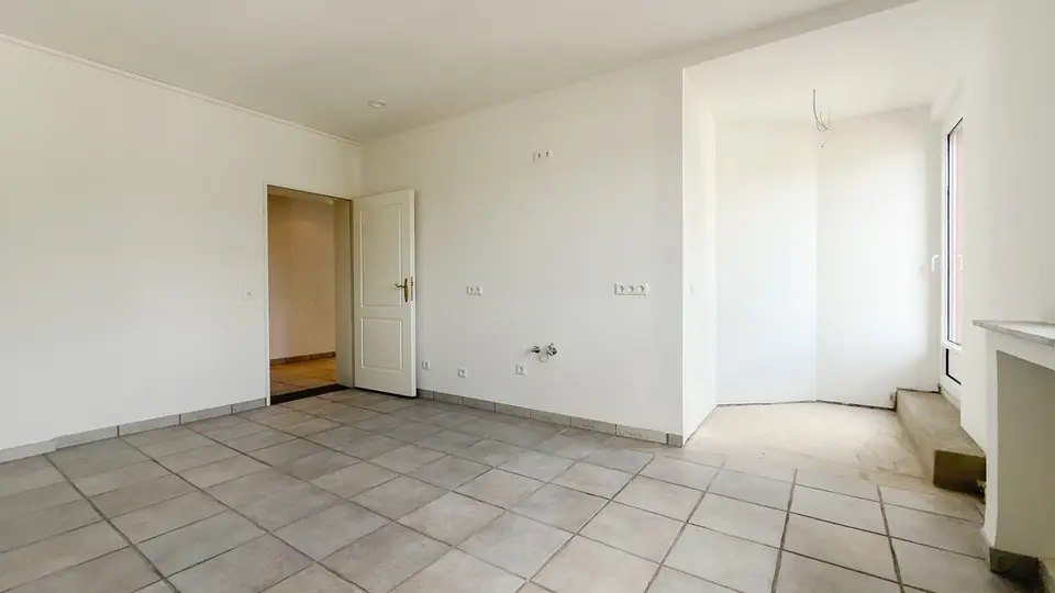2 Zimmer Wohnung mit 78 m² in Düsseldorf – Bild 2