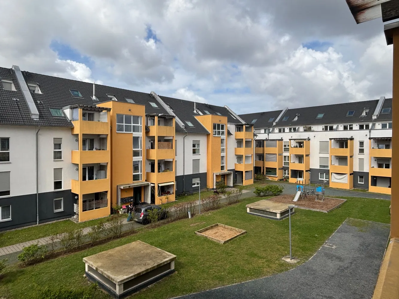 2 Zimmer Wohnung mit 71 m² in Köln – Bild 1