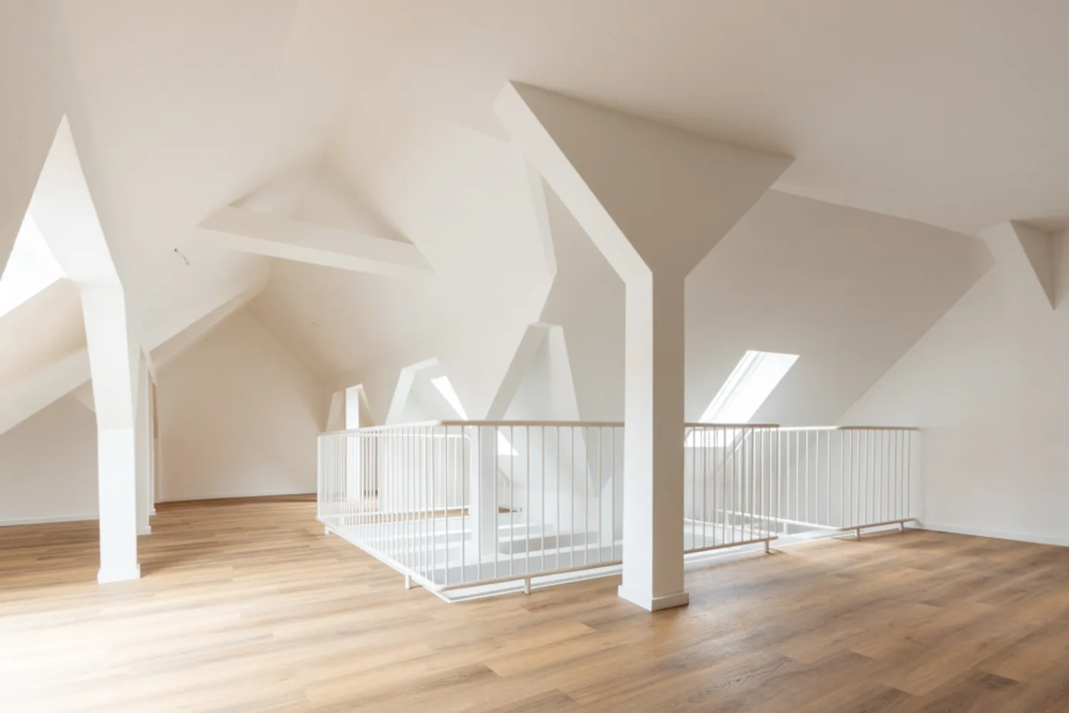4 Zimmer Wohnung mit 154 m² in Leipzig – Bild 1