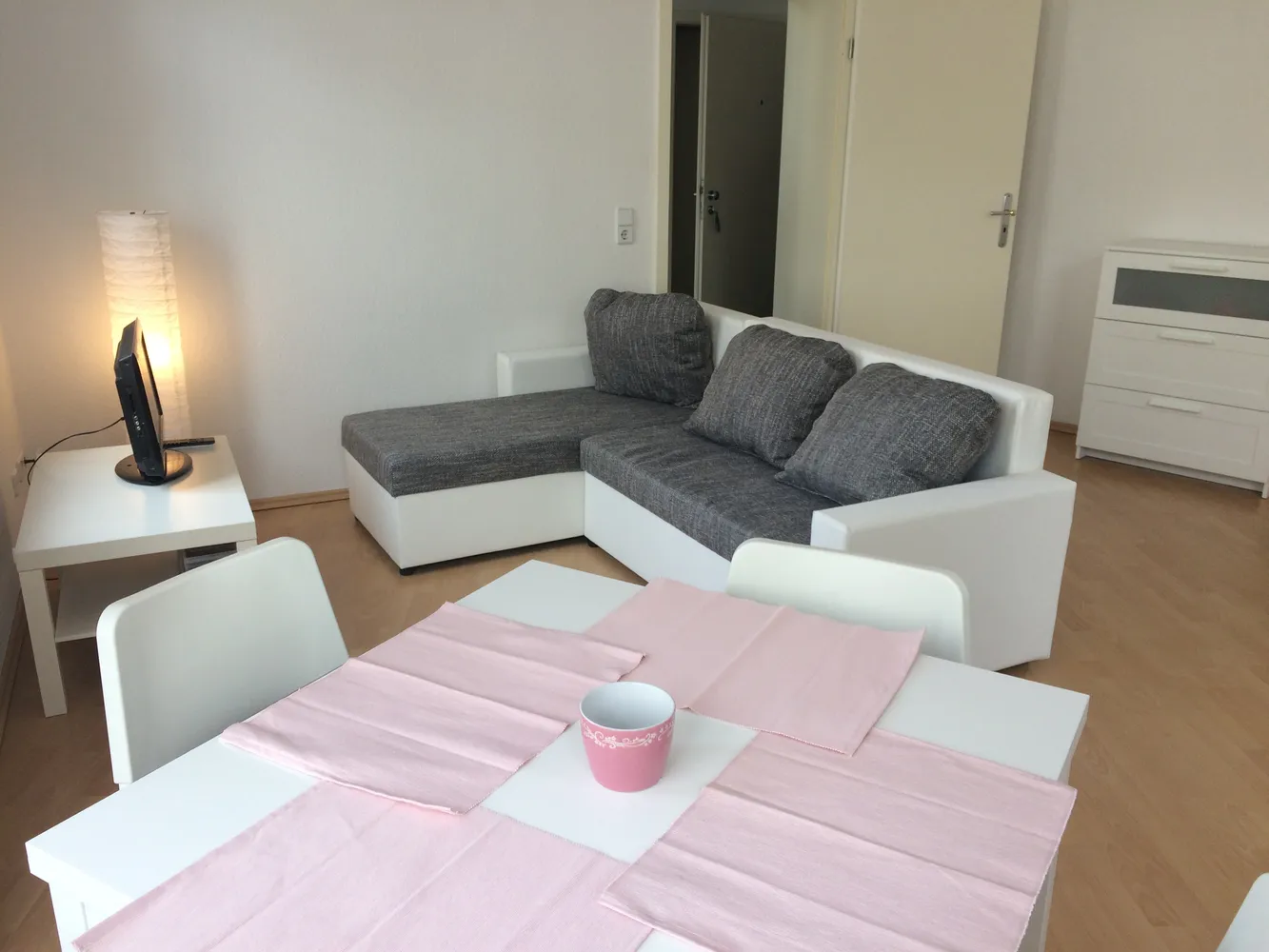 2 Zimmer Wohnung mit 49 m² in Halle (Saale) – Bild 2