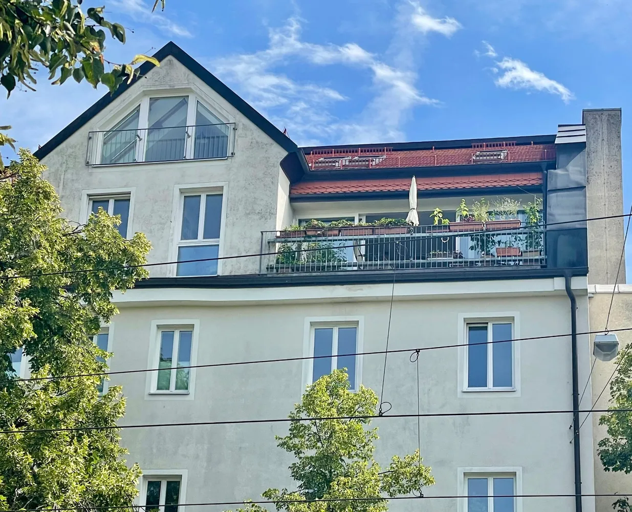 3 Zimmer Wohnung mit 113 m² in München – Bild 1