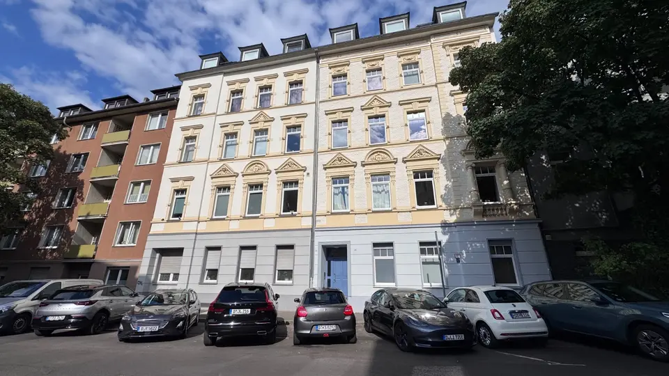 3 Zimmer Wohnung mit 118 m² in Erkrath – Bild 2