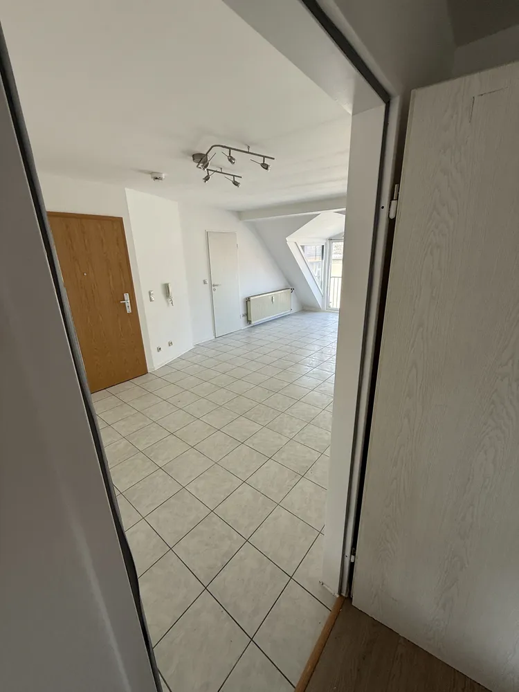 4 Zimmer Wohnung mit 81 m² in Frankfurt am Main – Bild 9