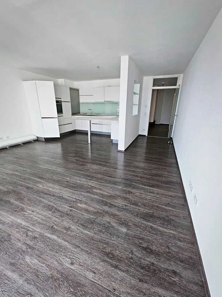 3 Zimmer Wohnung mit 97 m² in Frankfurt am Main – Bild 4