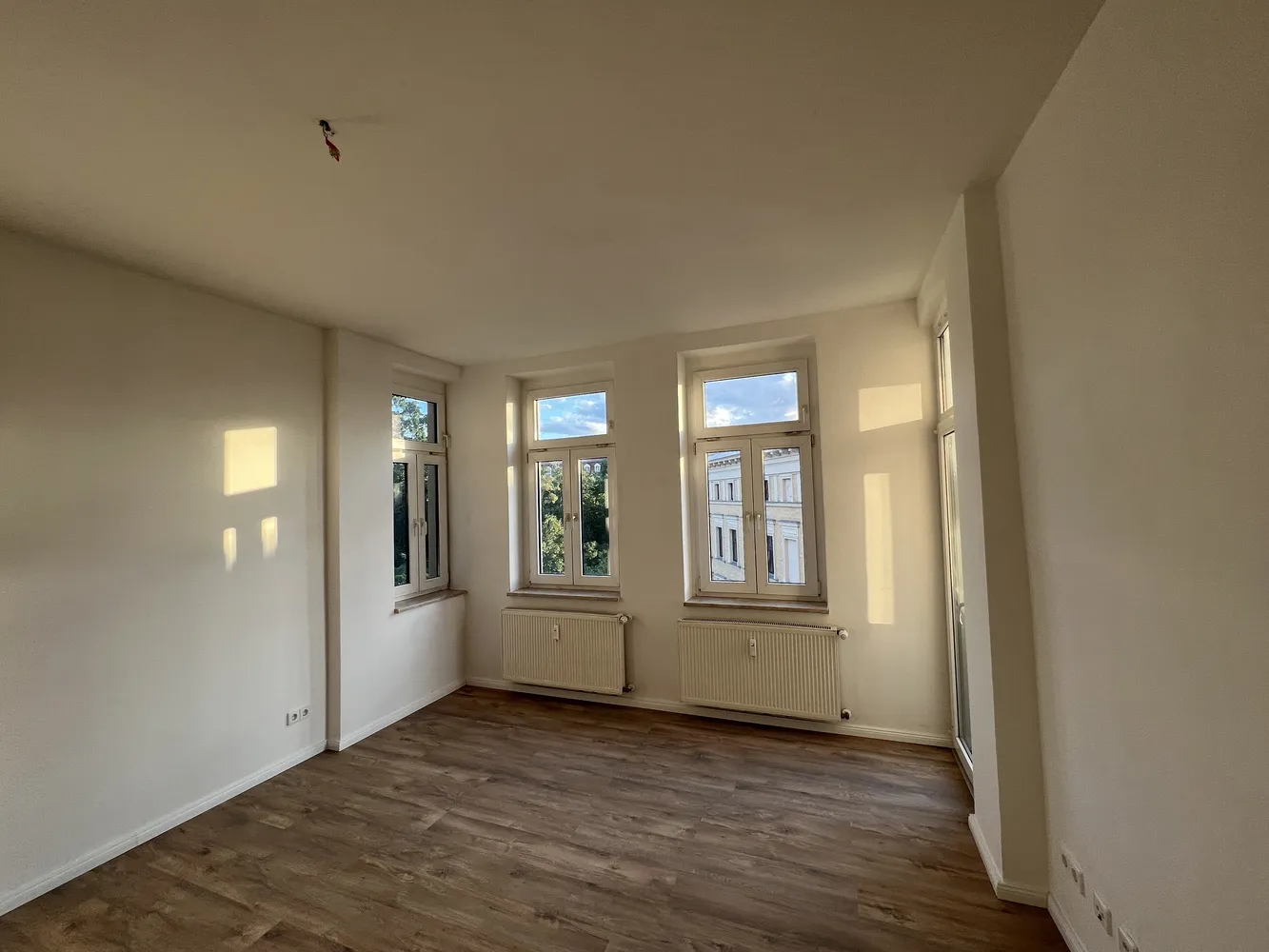 4 Zimmer Wohnung mit 83 m² in Halle (Saale) – Bild 2