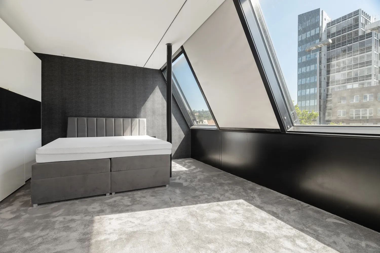 5 Zimmer Wohnung mit 244 m² in Stuttgart – Bild 3