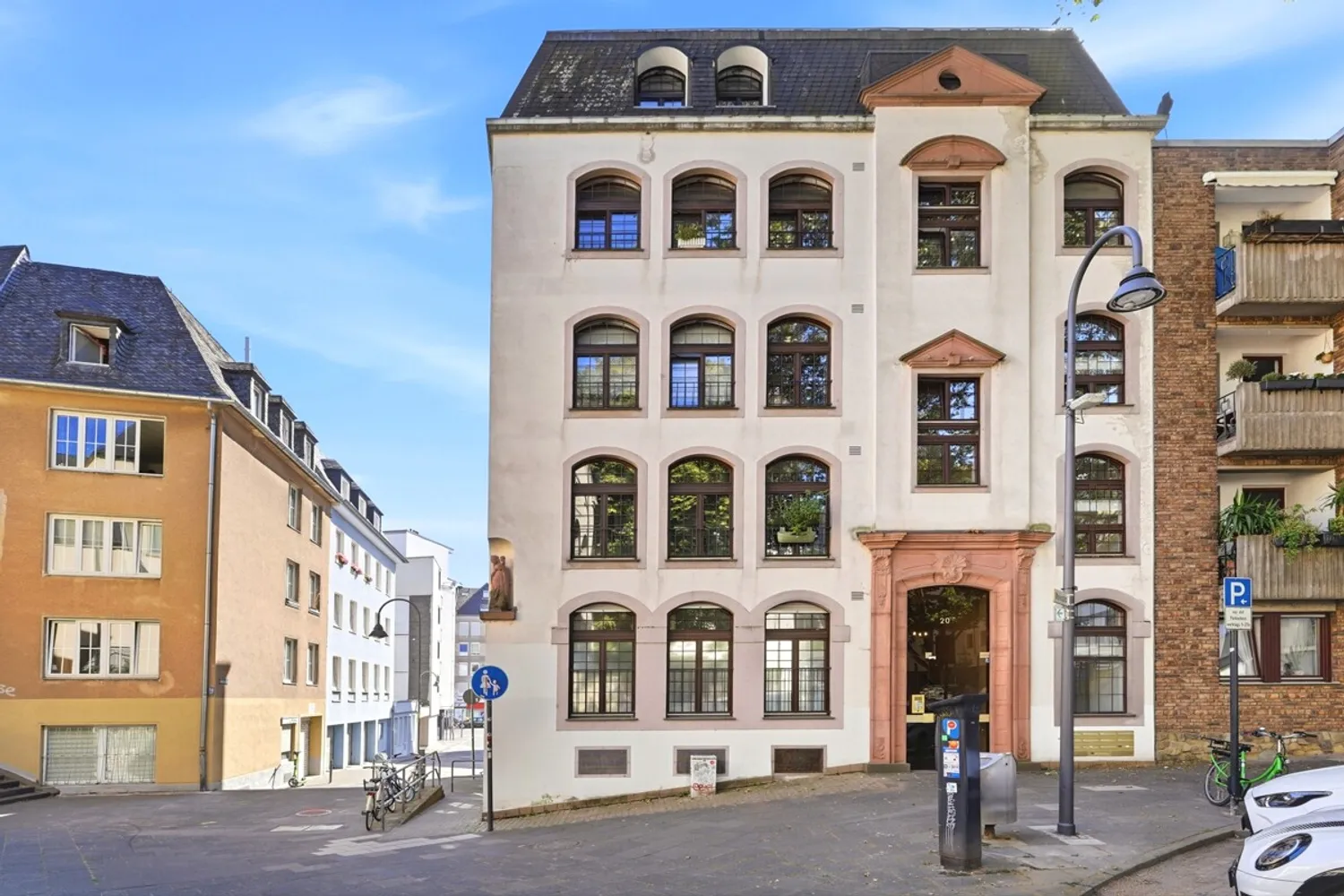 3 Zimmer Wohnung mit 133 m² in Köln – Bild 1