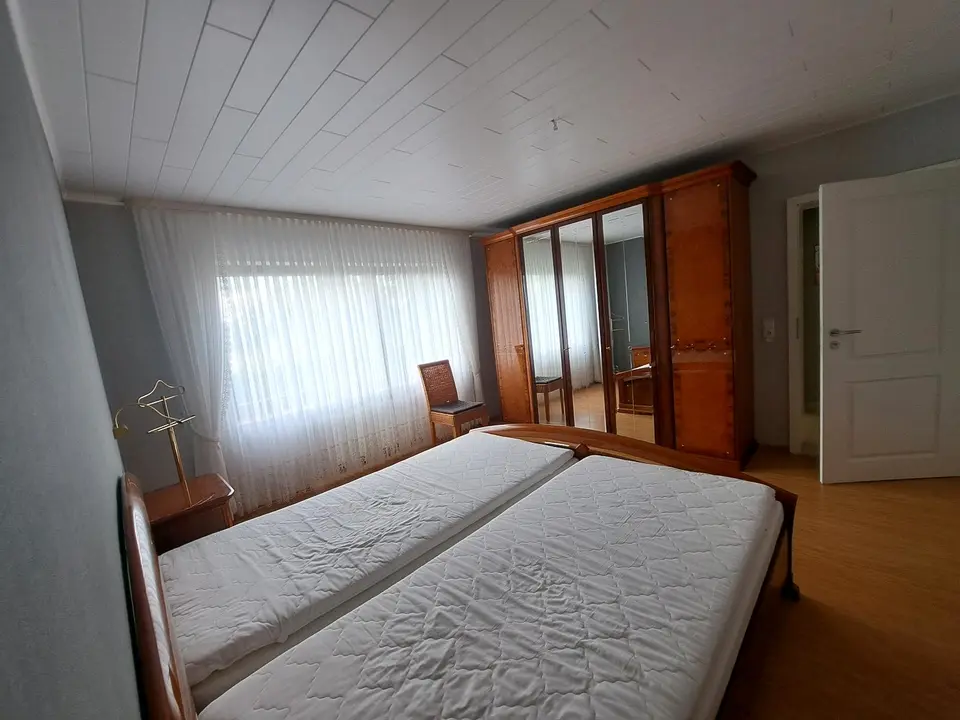 6 Zimmer Wohnung mit 120 m² in Euskirchen – Bild 1