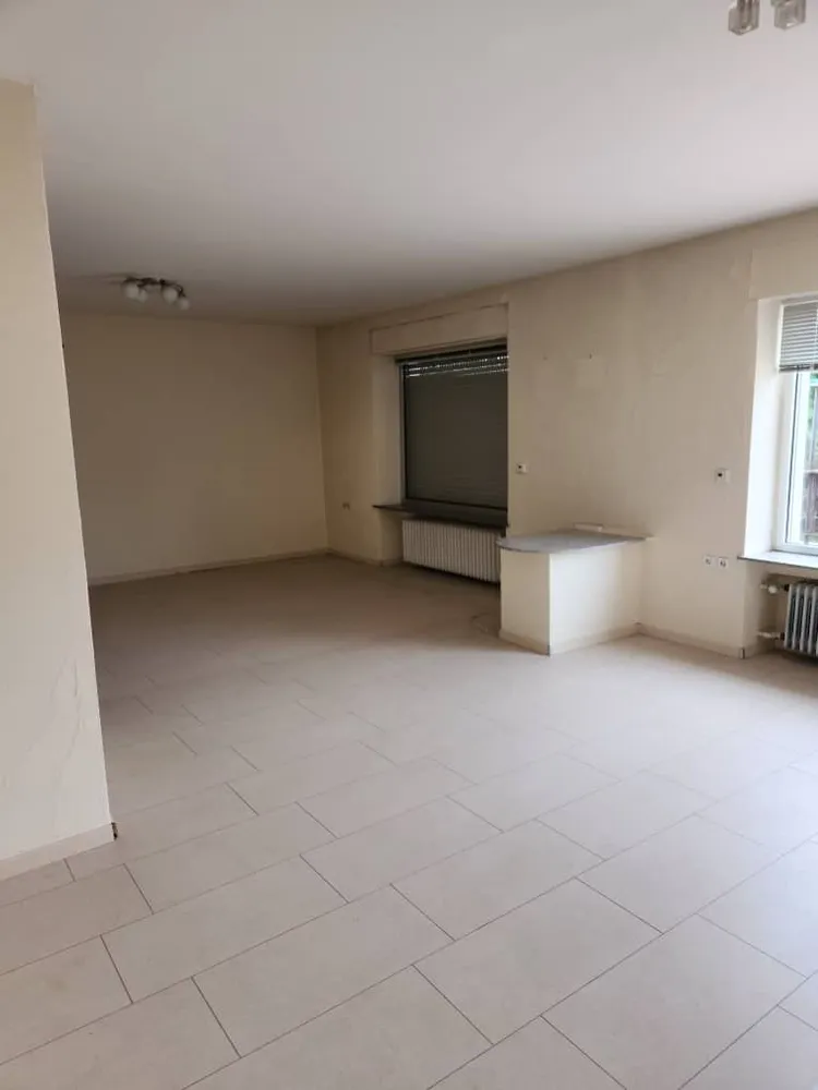 9 Zimmer Haus mit 241 m² in Saarbrücken – Bild 12