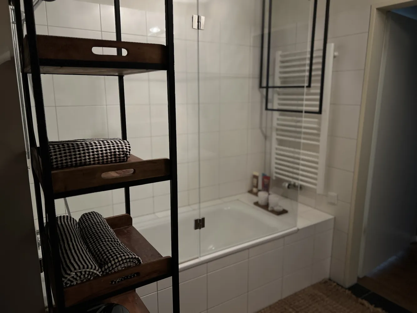 2 Zimmer Wohnung mit 92 m² in Köln – Bild 8