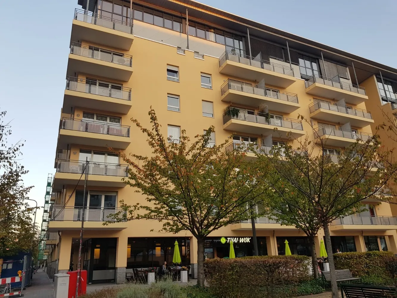 4 Zimmer Wohnung mit 121 m² in Frankfurt am Main – Bild 1