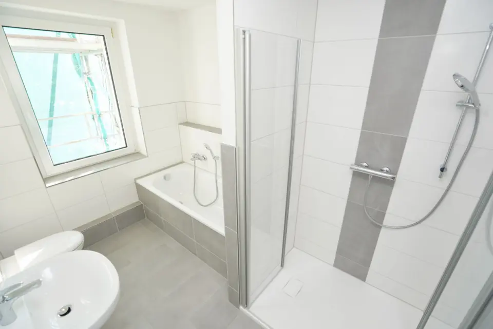 2 Zimmer Wohnung mit 67 m² in Chemnitz – Bild 4