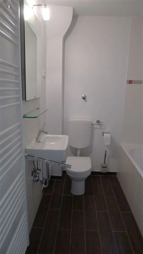 2 Zimmer Wohnung mit 37 m² in Düsseldorf – Bild 2