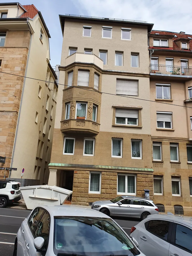 3 room apartment with 100 m² in Stuttgart – Photo 1
