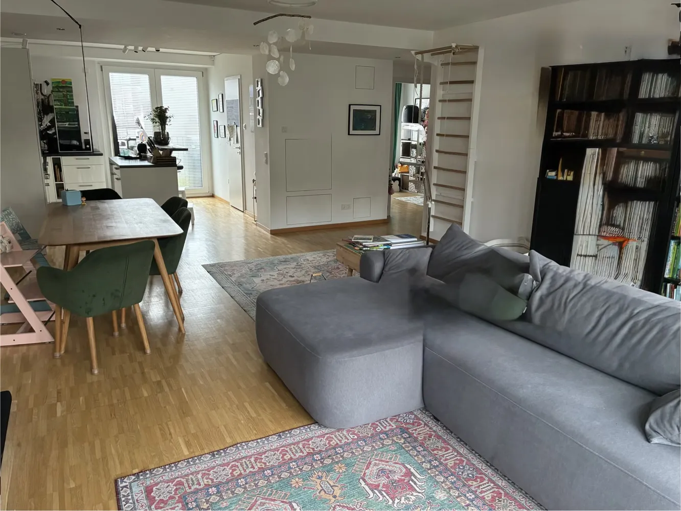 4 Zimmer Wohnung mit 139 m² in München – Bild 3