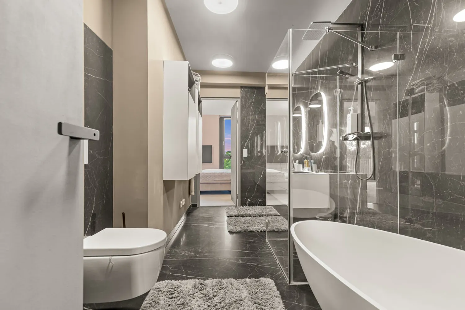 5 Zimmer Wohnung mit 240 m² in Hamburg – Bild 12