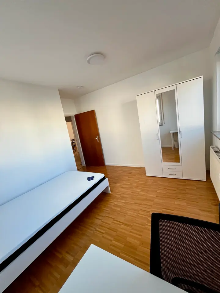 Shared room with 72 m² in Fellbach – Photo 1