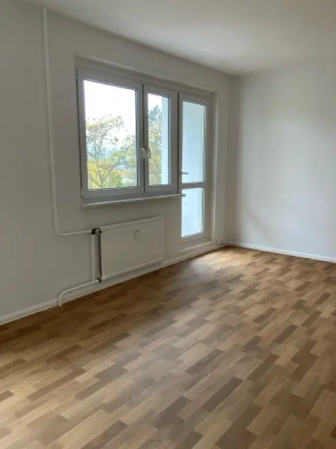 4 Zimmer Wohnung mit 76 m² in Erfurt – Bild 1