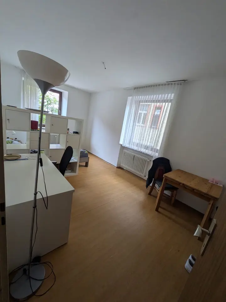 20 Zimmer Wohnung mit 80 m² in Würzburg – Bild 7