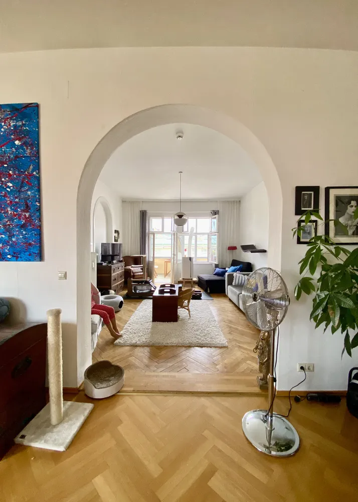 7 Zimmer Wohnung mit 240 m² in Berlin – Bild 8