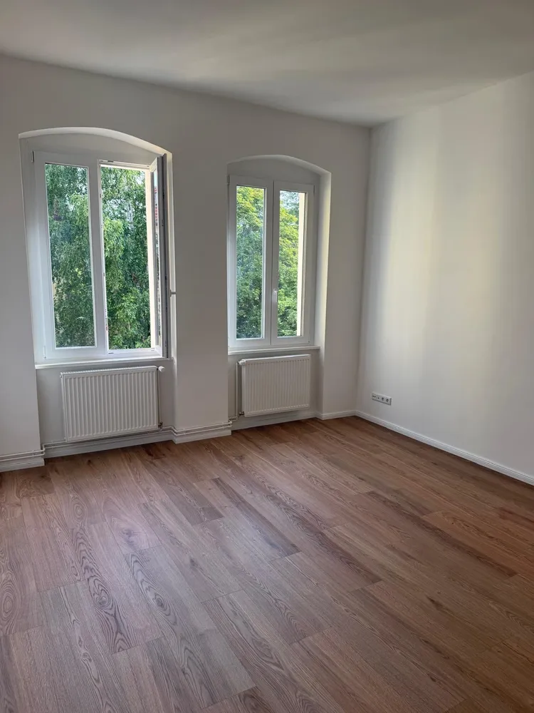 4 Zimmer Wohnung mit 106 m² in Berlin – Bild 3